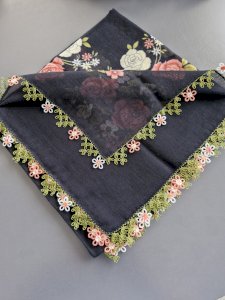 Mekikli iğne oyası yazma - siyah 